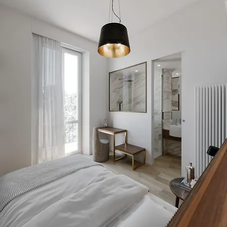 Walter Au Hotel 3*
